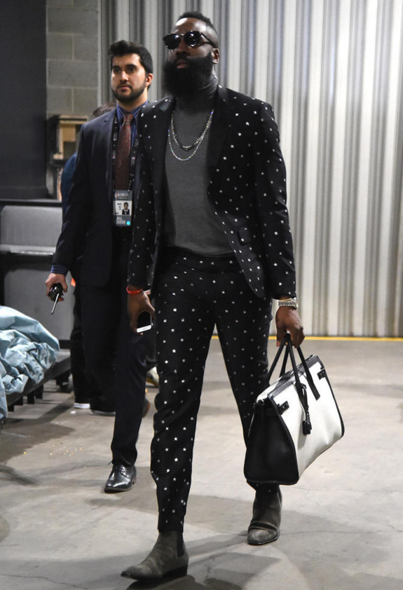 转会期达拉斯独行侠备战全明星赛;遗憾出局细节曝光;质疑声仍在;球探报告显示潜力的简单介绍 转会期达拉斯独行侠备战全明星赛;遗憾出局细节曝光;质疑声仍在;球探报告显示潜力的简单介绍