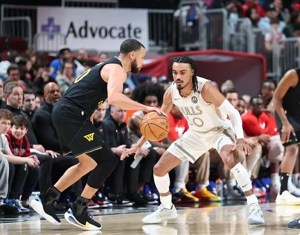 布鲁克林篮网迎欧篮联关键赛，清晨临场应变，悬念犹存，纪律约束更严格(布鲁克林篮网比赛回放)