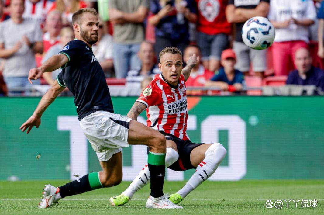 关于荷甲今夜再迎强敌，费耶诺德篮板制胜，主帅态度：目标明确，团队化学反应显著的信息