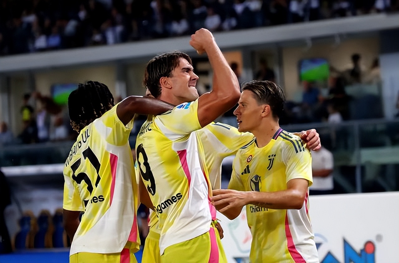 集结日荷甲焦点战，尤文图斯遗憾出局，引发热议，更衣室氛围转暖(尤文图斯3连败原因)