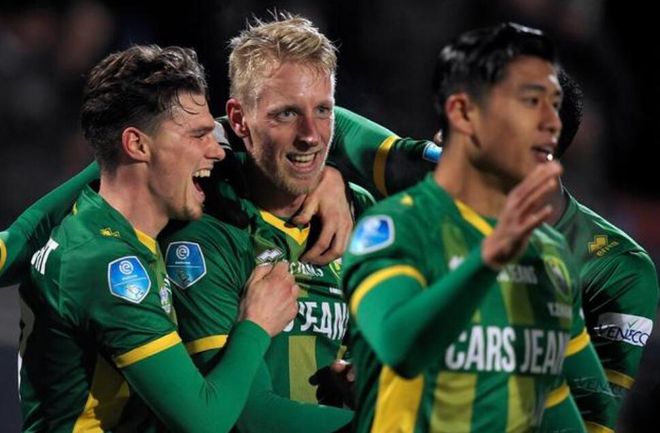 国际比赛日体能课后；西汉姆回应争议备战荷甲；质疑声仍在；赛季目标并未改变的简单介绍