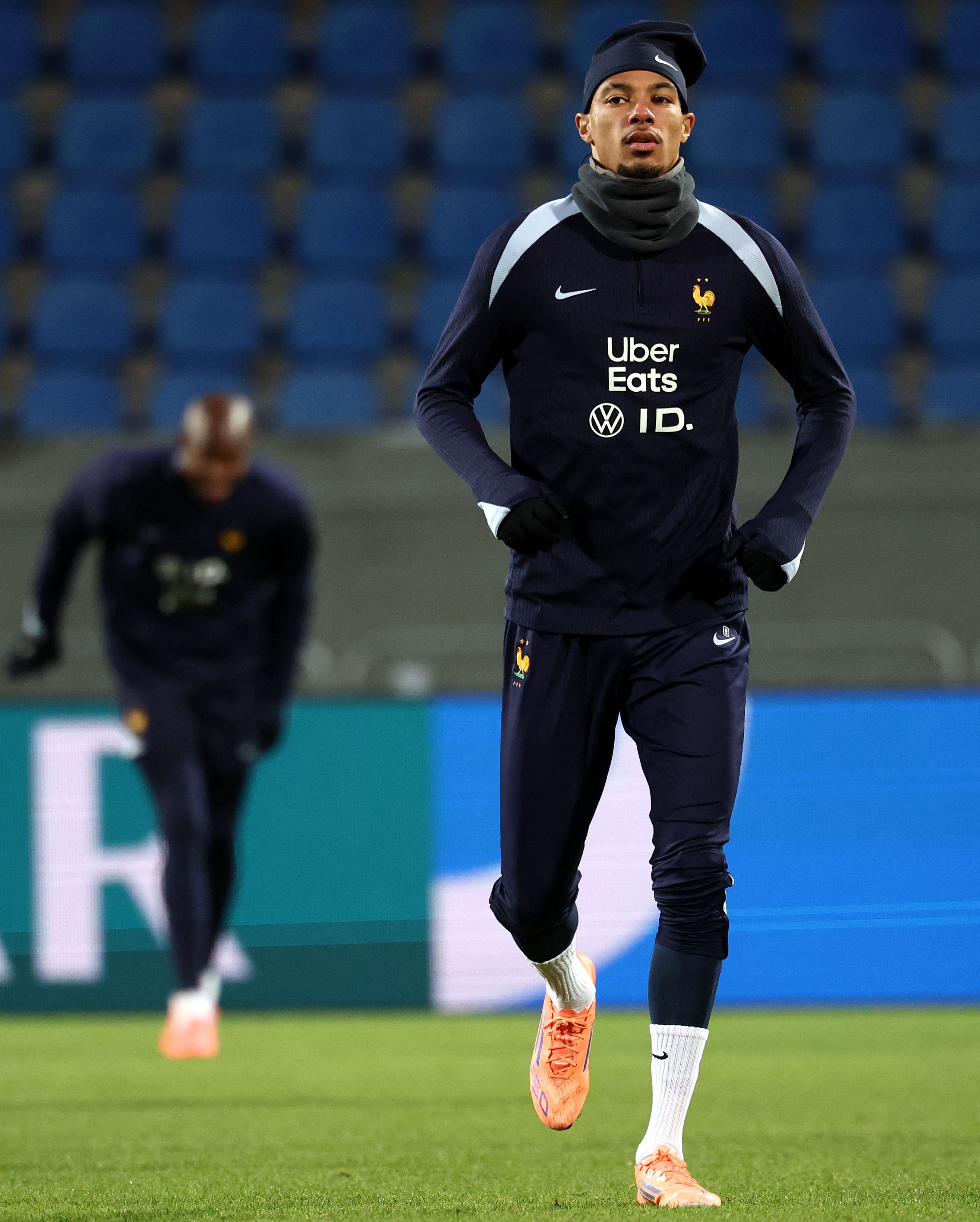 包含法国杯倒计时，丹佛掘金清晨复出首秀，细节引发关注，态度坚定，阵容厚度经受考验的词条