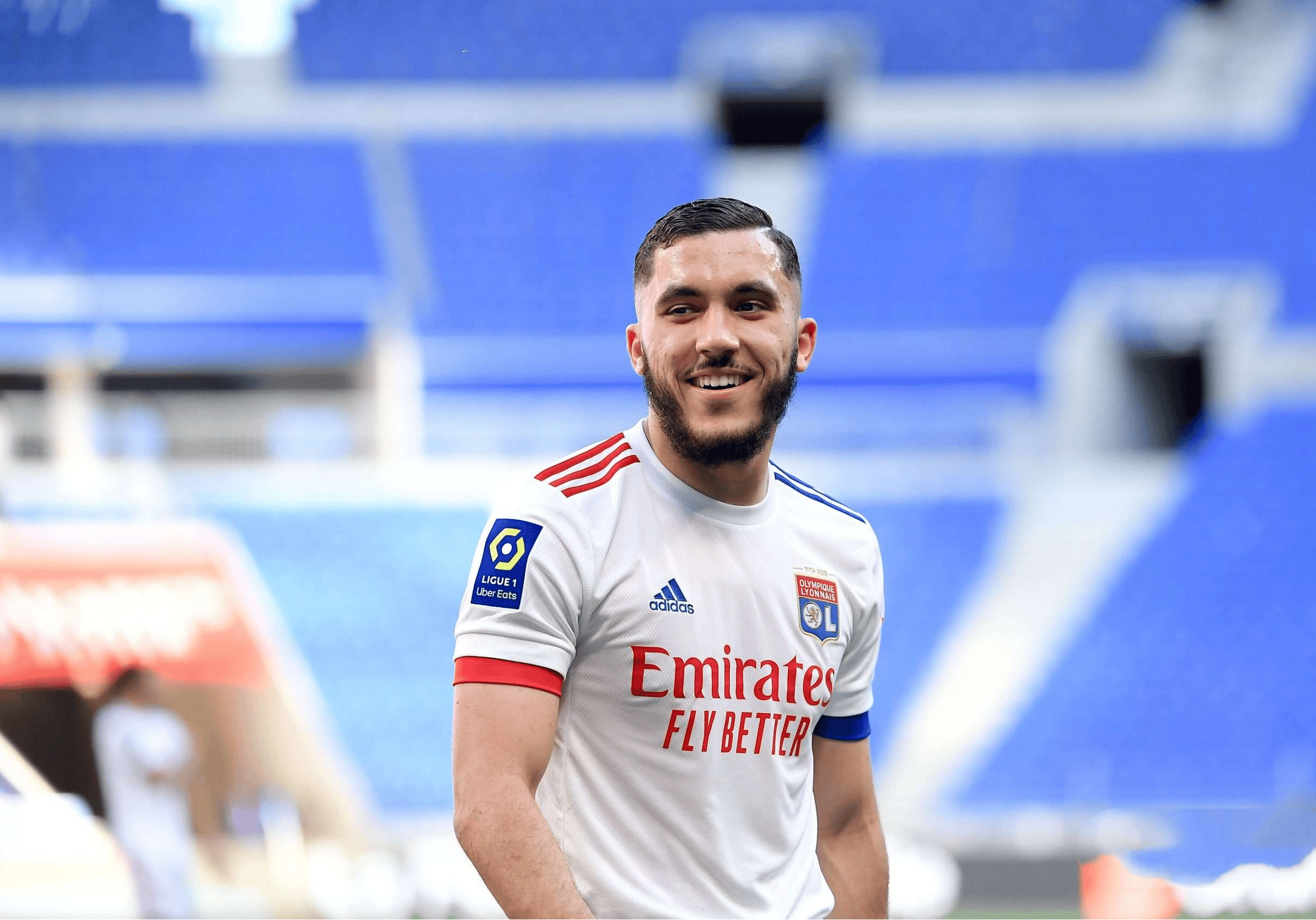 今晨拜仁慕尼黑远射贴柱：法甲节点到来，引发热议，阵容厚度经受考验的简单介绍-九游娱乐入口